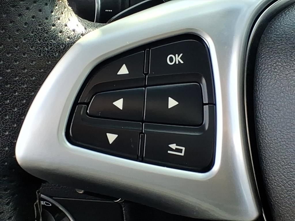 Used 2018 Mercedes-Benz CLA 250 4MATIC image 11