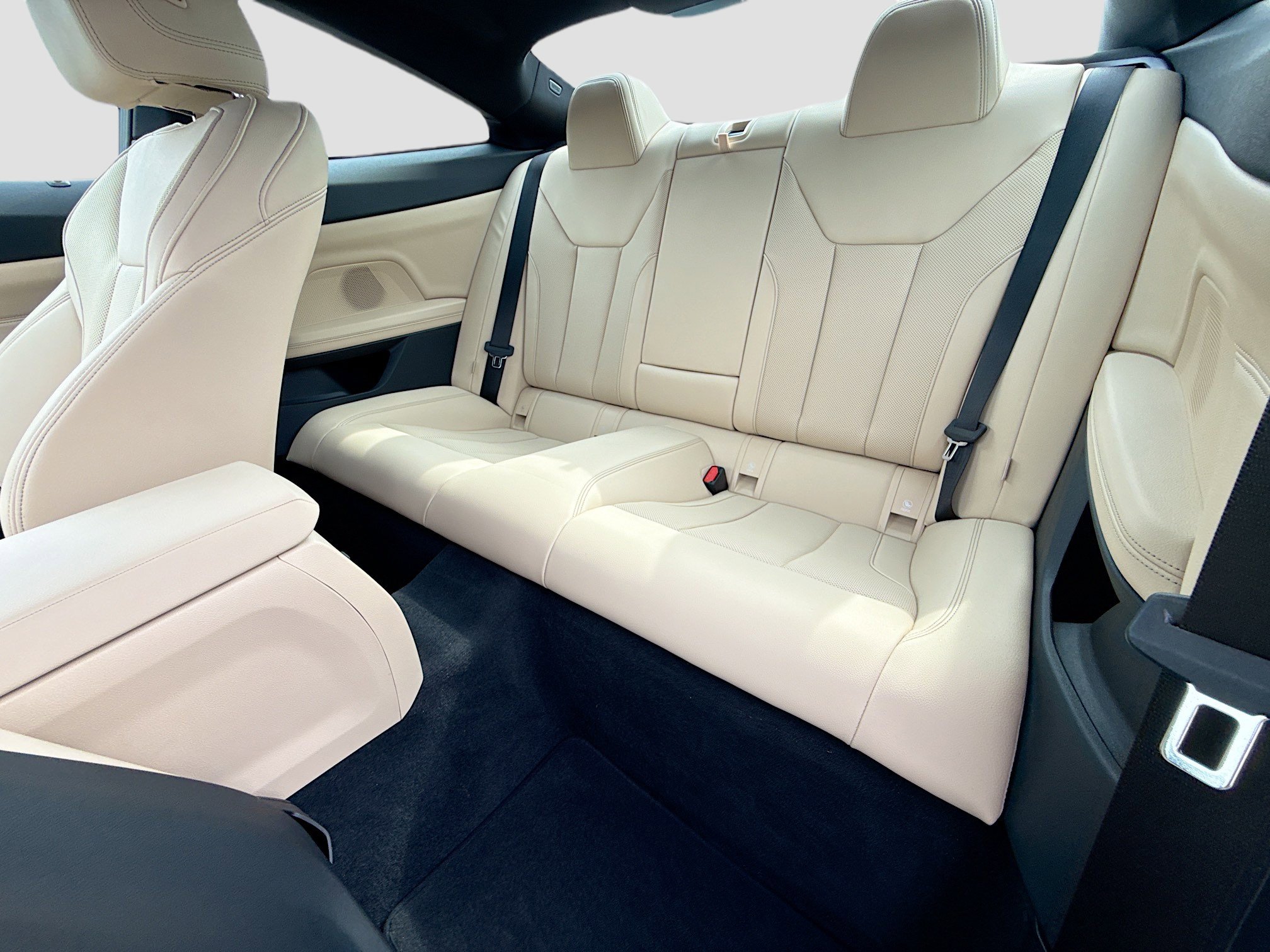 Used 2025 BMW 430i xDrive Coupe w/ Premium Package image 21