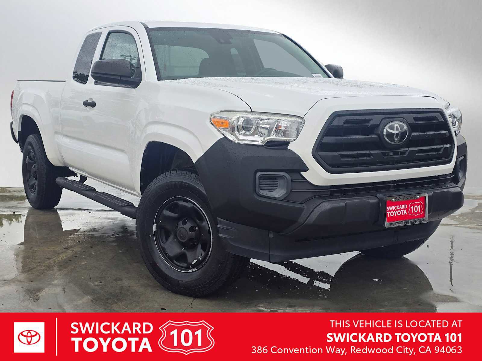 Used 2019 Toyota Tacoma SR image 1