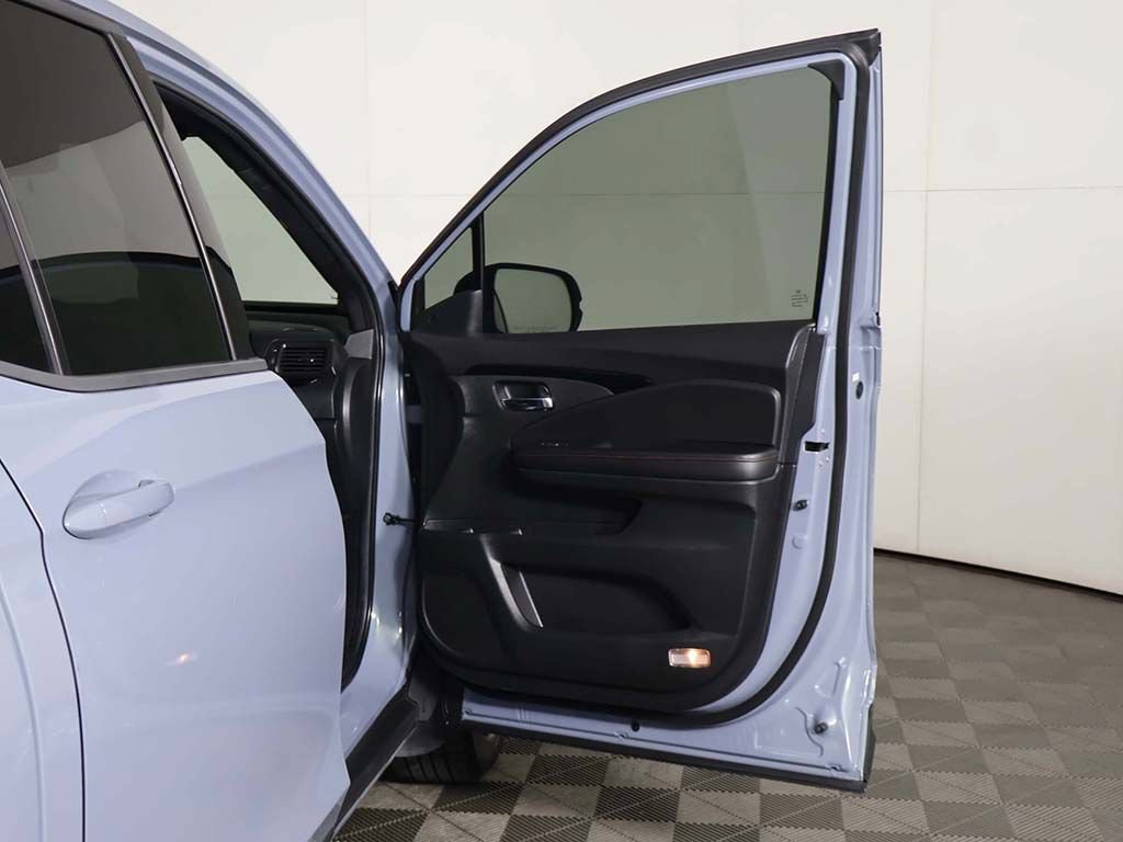 Used 2023 Honda Ridgeline Black Edition image 23