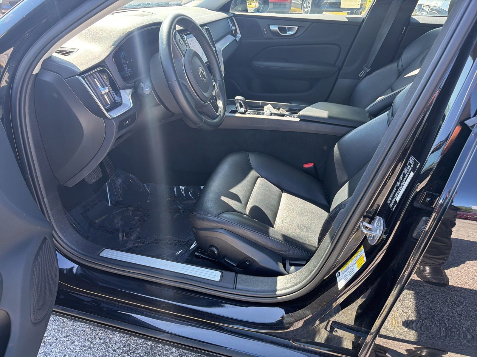 Used 2024 Volvo S60 B5 Core FWD image 20