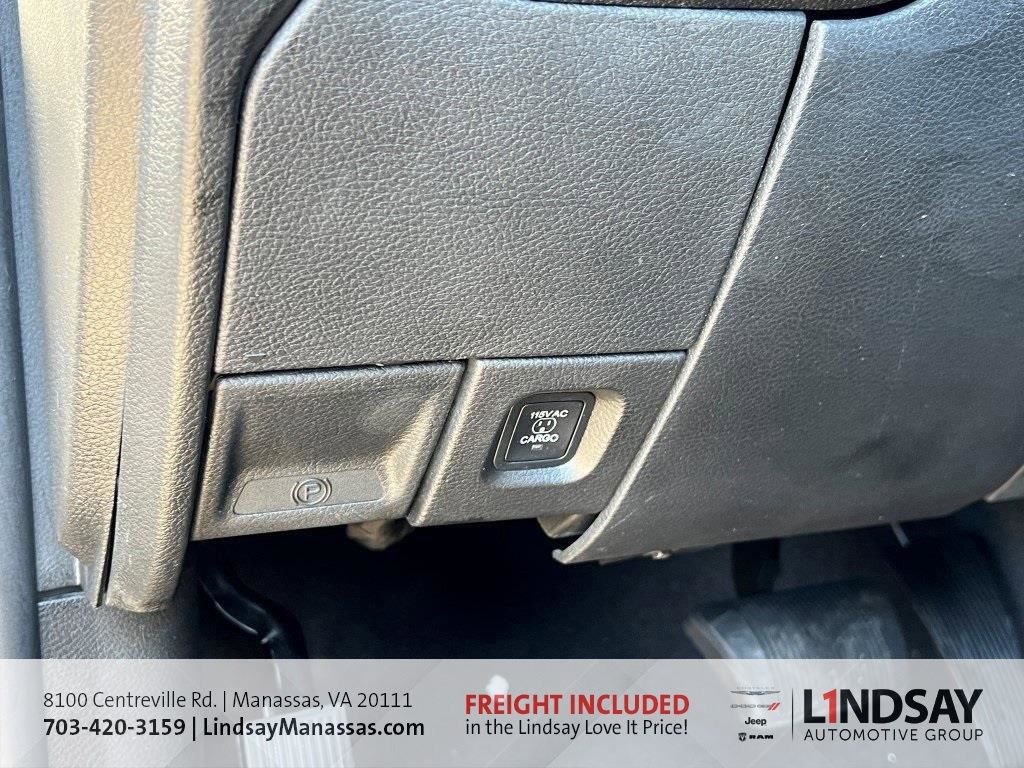 New 2025 RAM 3500 Laramie image 32