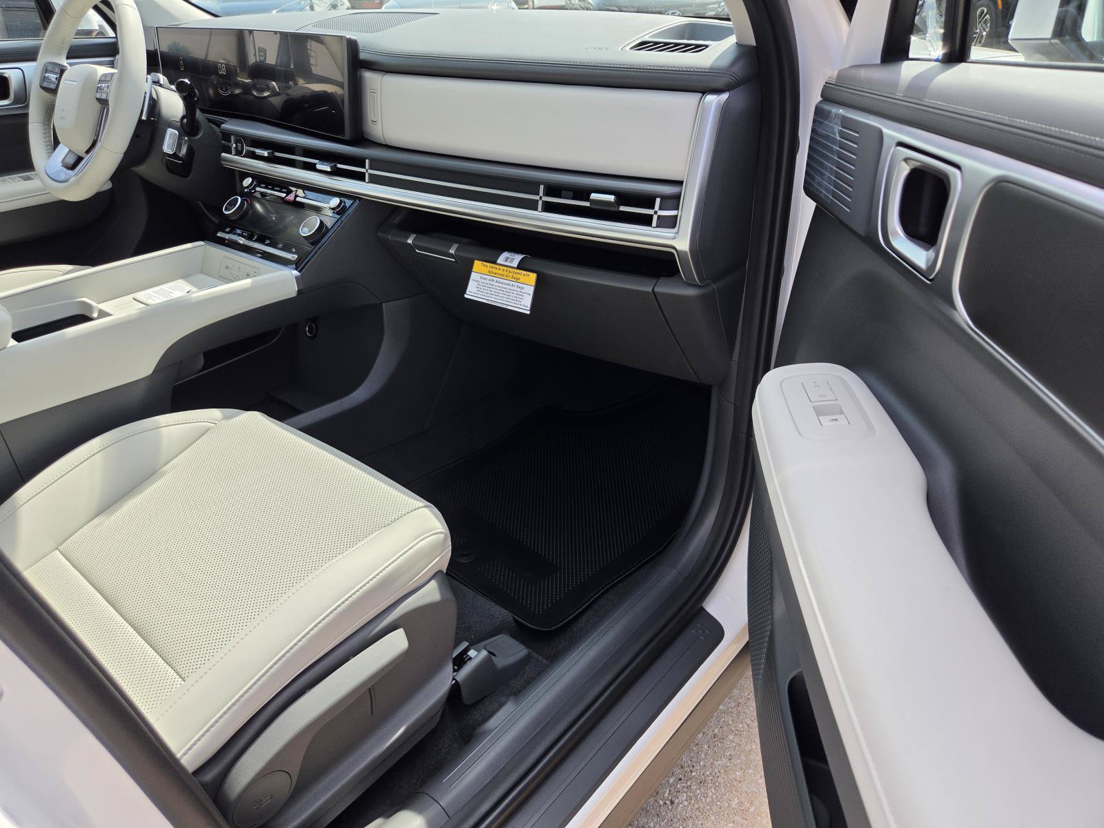 New 2027 Hyundai Santa Fe SEL FWD image 8
