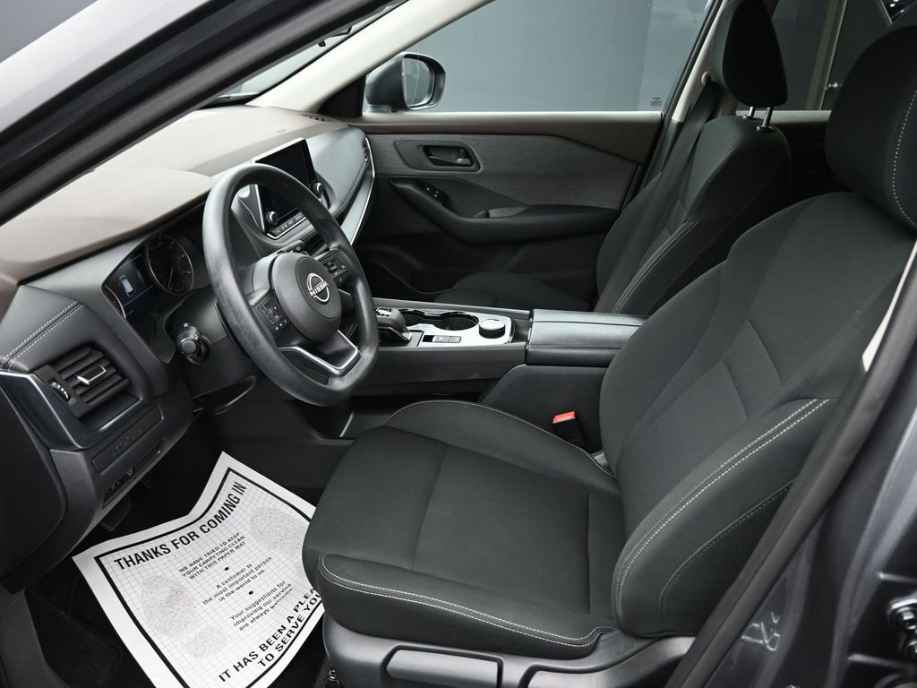 Used 2023 Nissan Rogue S AWD/4WD image 11
