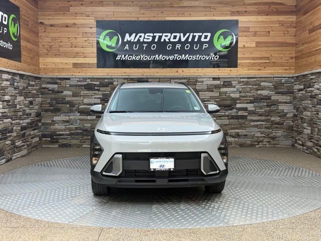 Used 2024 Hyundai Kona SEL AWD/4WD video 3