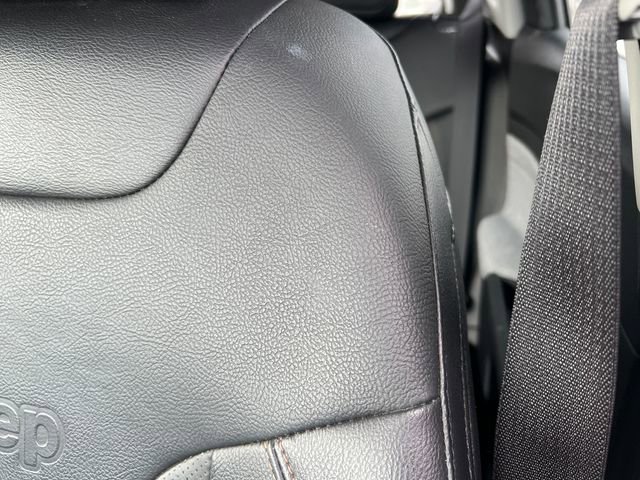 Used 2022 Jeep Compass Latitude image 13