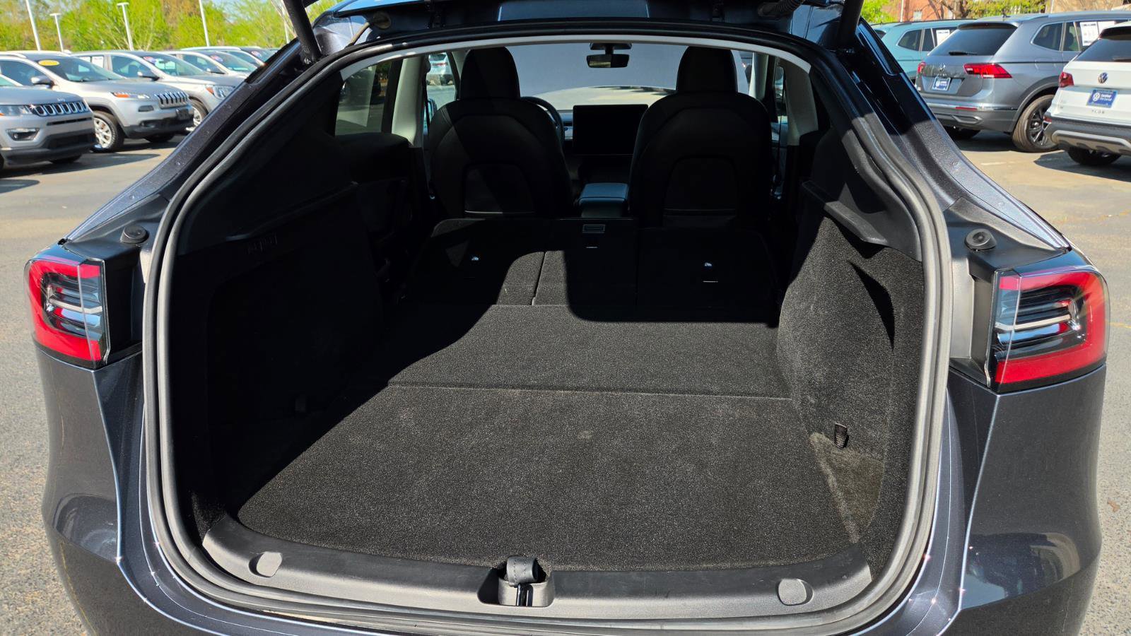 Used 2023 Tesla Model Y Long Range image 24