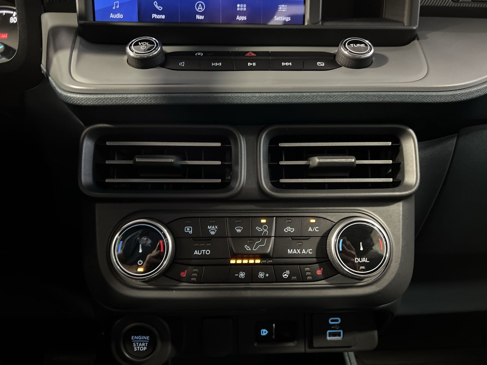 Used 2024 Ford Maverick Tremor w/ Tremor Off-Road Package AWD/4WD image 21
