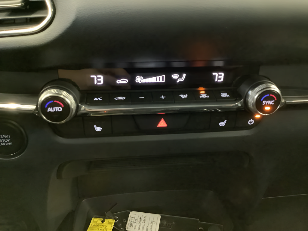 Certified 2025 MAZDA CX-30 AWD 2.5 S w/ Premium Package image 9
