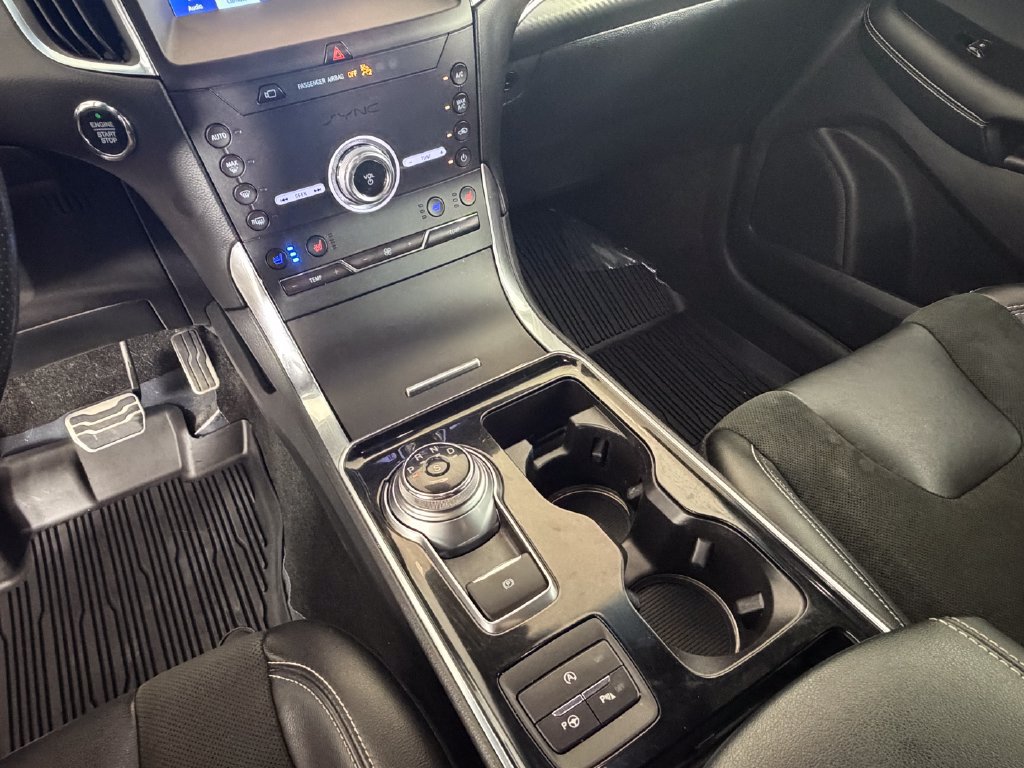 Used 2020 Ford Edge ST w/ Equipment Group 401A AWD/4WD image 17