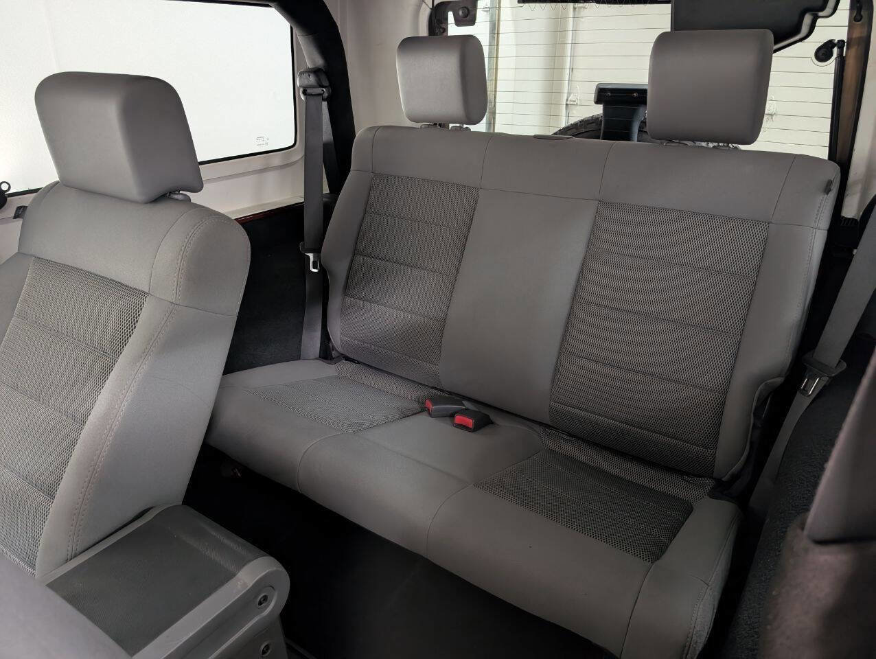 Used 2009 Jeep Wrangler Sahara w/ Dual Top Group image 11