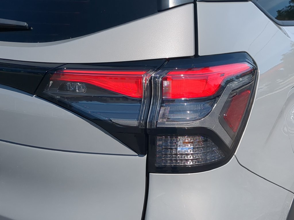 Used 2026 Subaru Forester Premium AWD/4WD image 9
