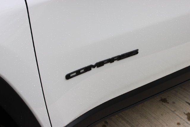 New 2026 Jeep Compass Limited w/ Sun, Sound & Navigation Group AWD/4WD image 10
