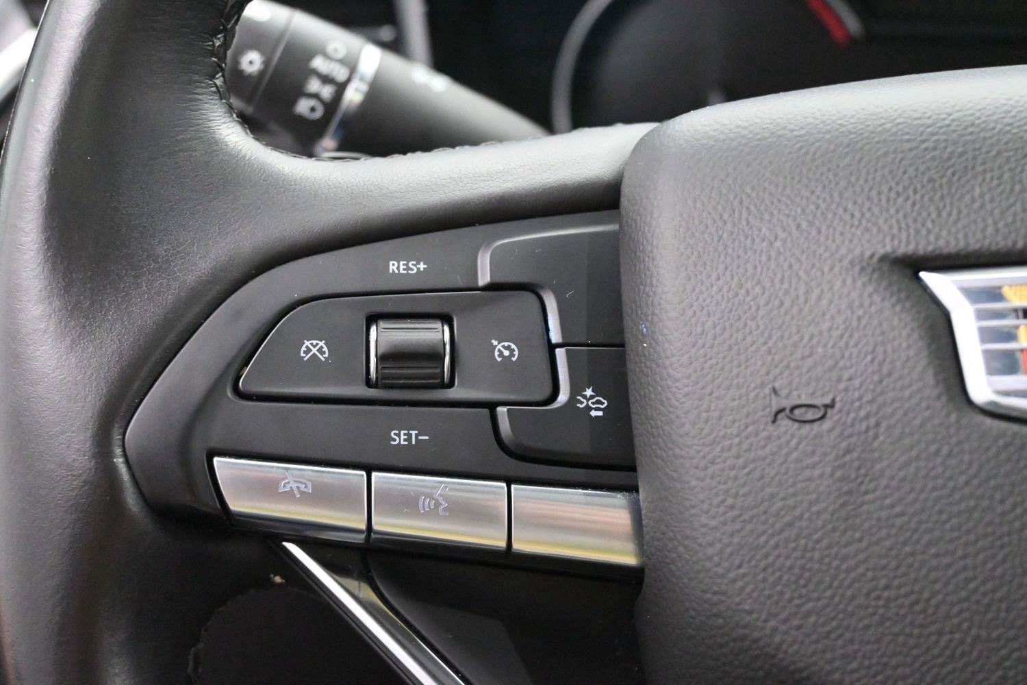 Used 2024 Cadillac XT6 Luxury FWD image 20