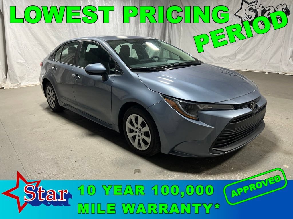 Used 2025 Toyota Corolla LE w/ Convenience Package FWD image 1