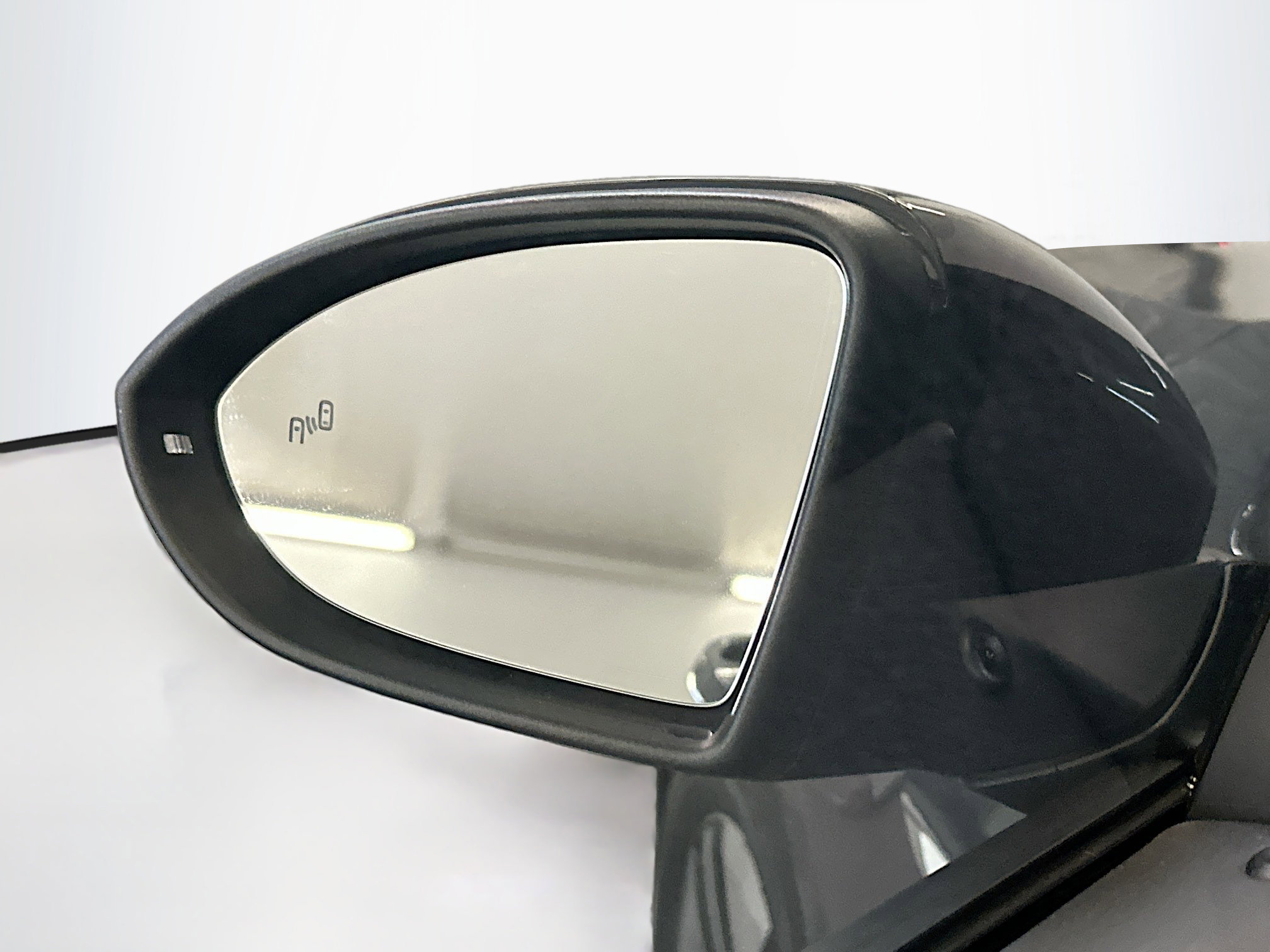 Used 2019 Volkswagen e-Golf SEL Premium image 16