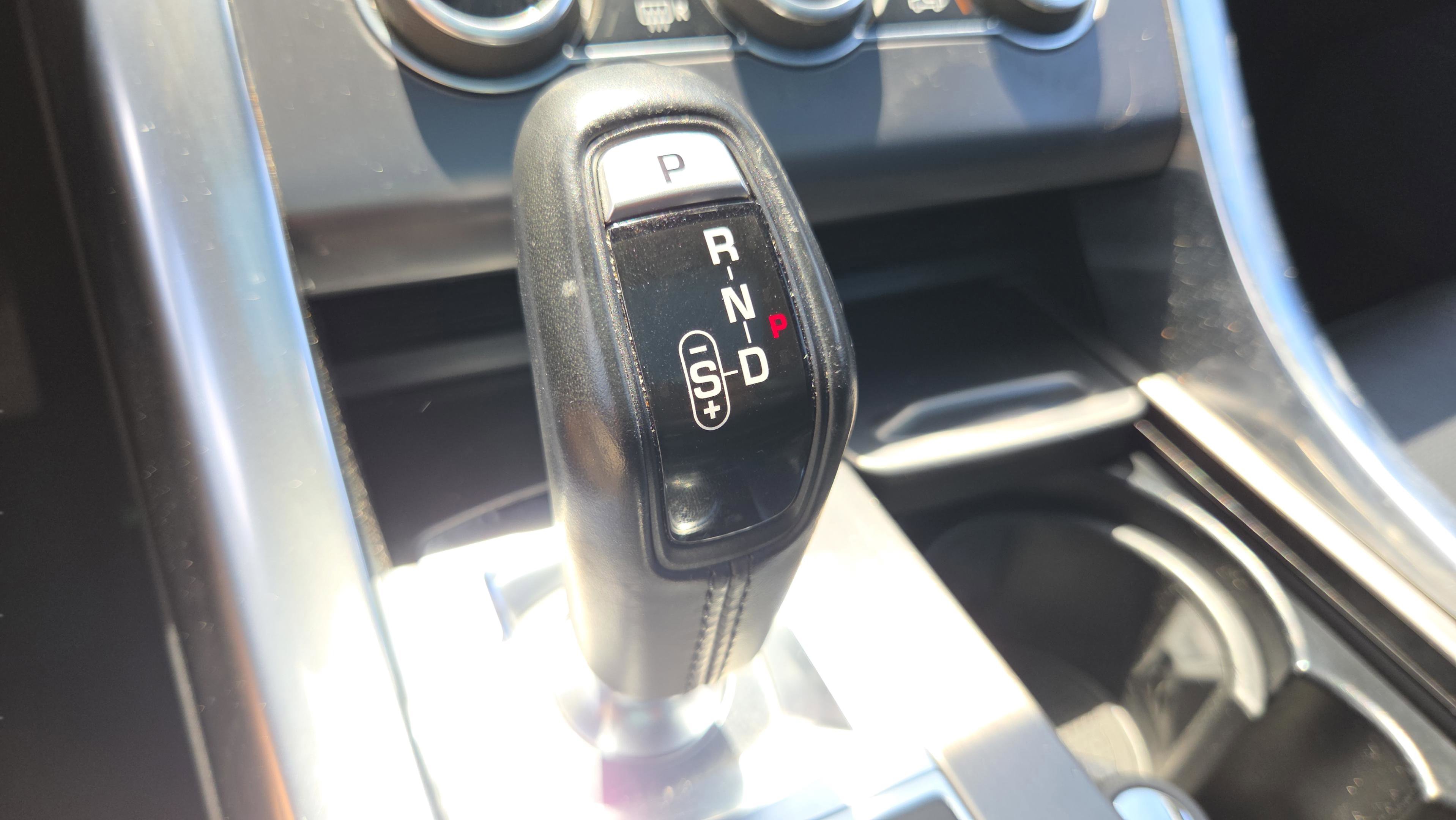Used 2016 Land Rover Range Rover Sport SE AWD/4WD image 22