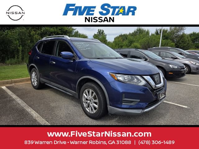 Used 2017 Nissan Rogue SV AWD/4WD image 1
