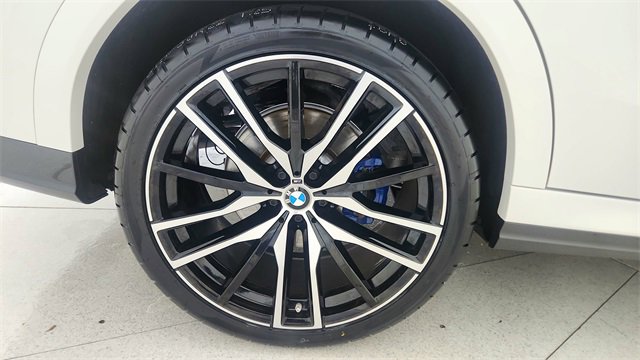 Used 2023 BMW X6 xDrive40i w/ Executive Package image 64
