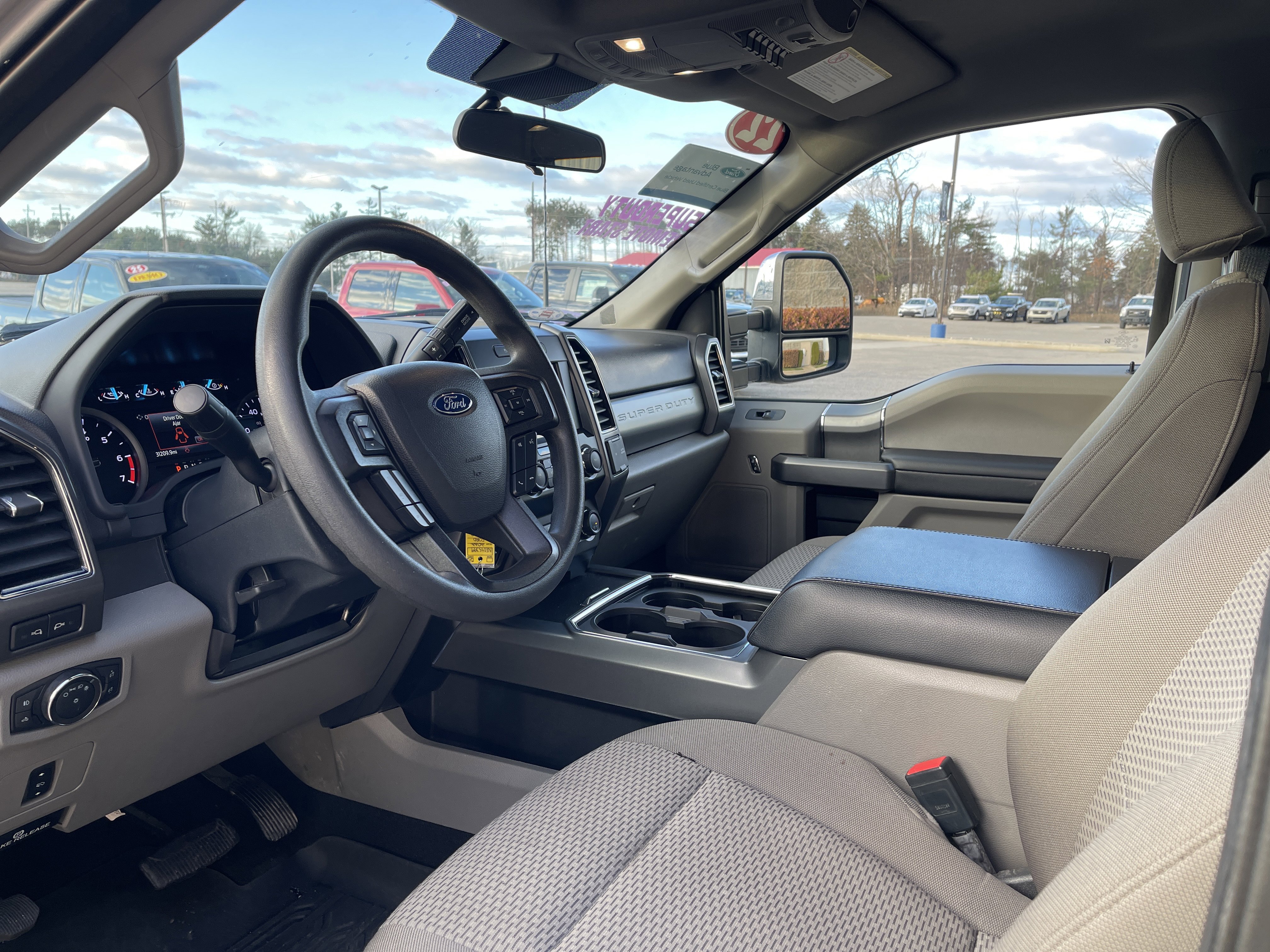 Certified 2022 Ford F350 XLT w/ XLT Premium Package image 12