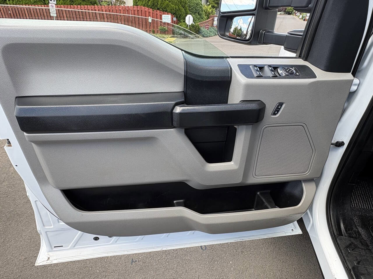 Used 2018 Ford F550 4x4 Crew Cab Super Duty image 20