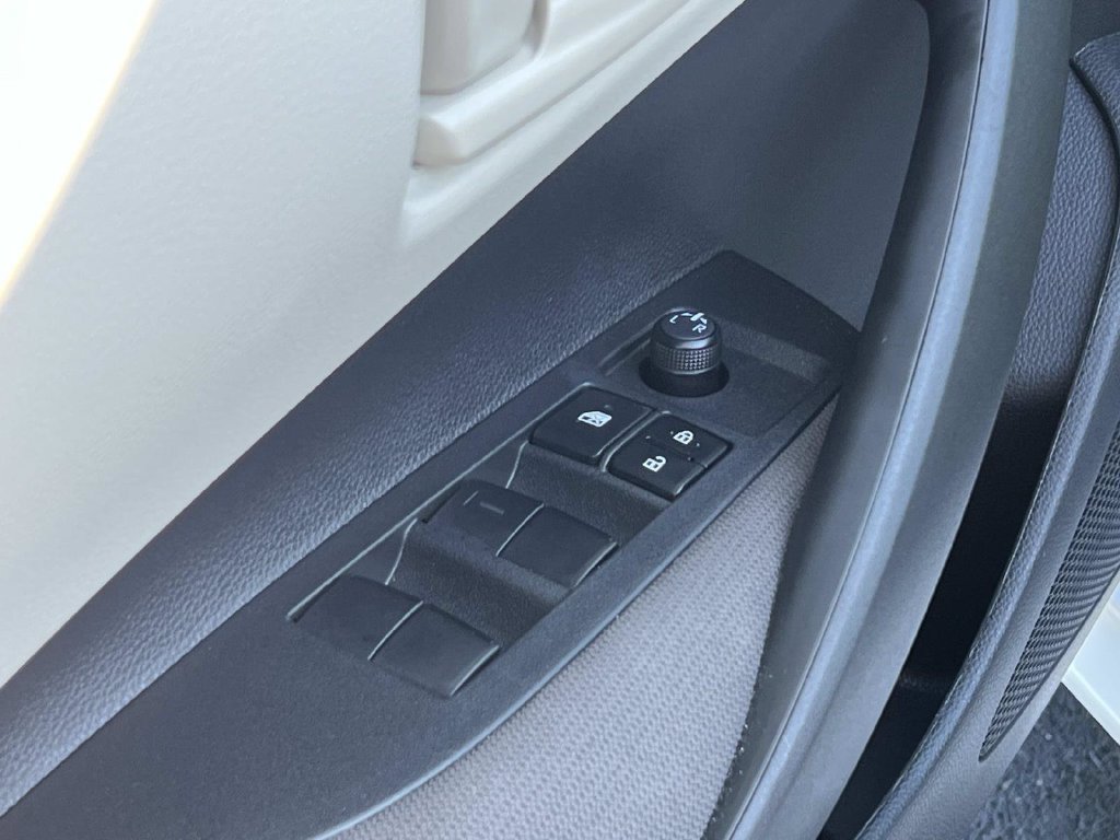 Used 2026 Toyota Corolla LE w/ LE Premium Package FWD image 20