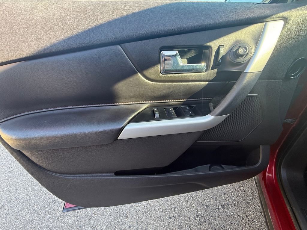 Used 2013 Ford Edge SEL FWD image 15