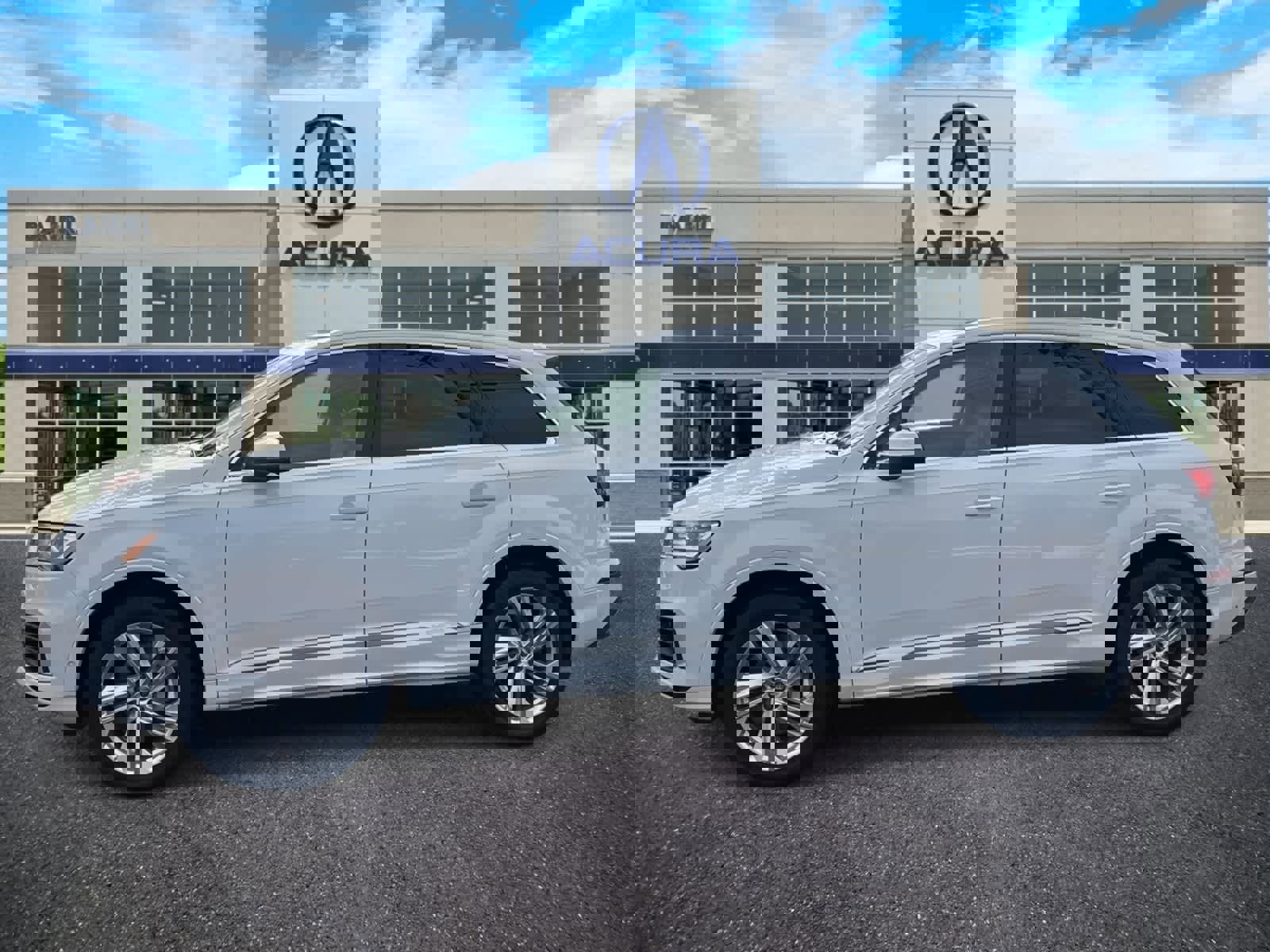 Used 2020 Audi Q7 3.0T Premium Plus w/ Premium Plus Package image 2