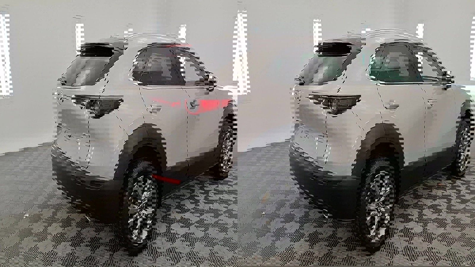 Used 2024 MAZDA CX-30 AWD 2.5 S w/ Premium Package image 4