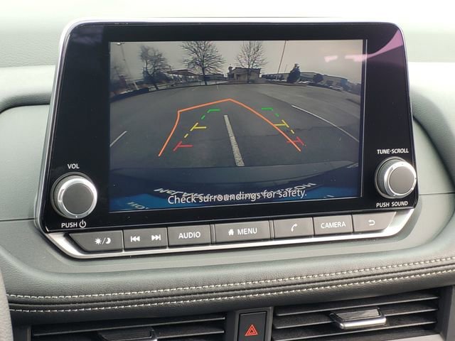 Used 2024 Nissan Rogue SV image 24