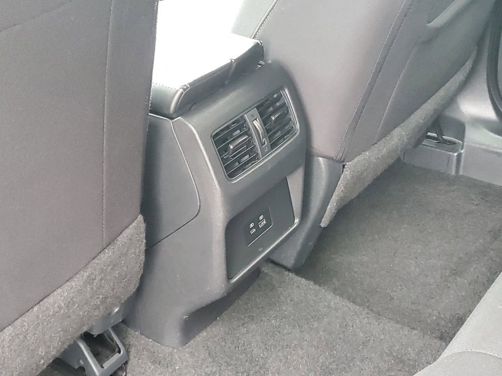 Used 2023 Nissan Rogue SV FWD image 26