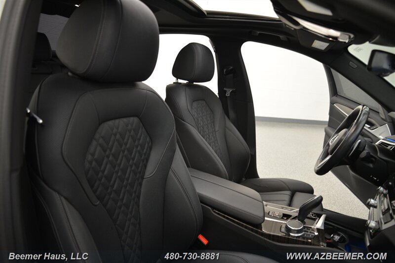 Used 2023 BMW 530e w/ M Sport Package RWD image 25