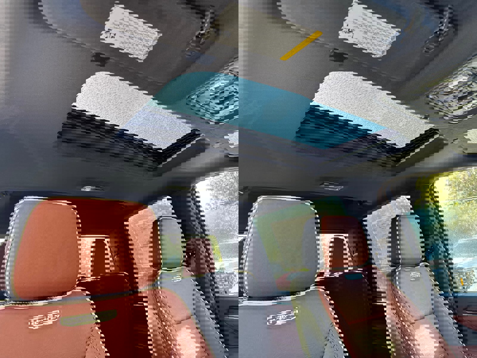 New 2026 GMC Sierra 3500 Denali Ultimate w/ LPO, Black Badging Package image 17