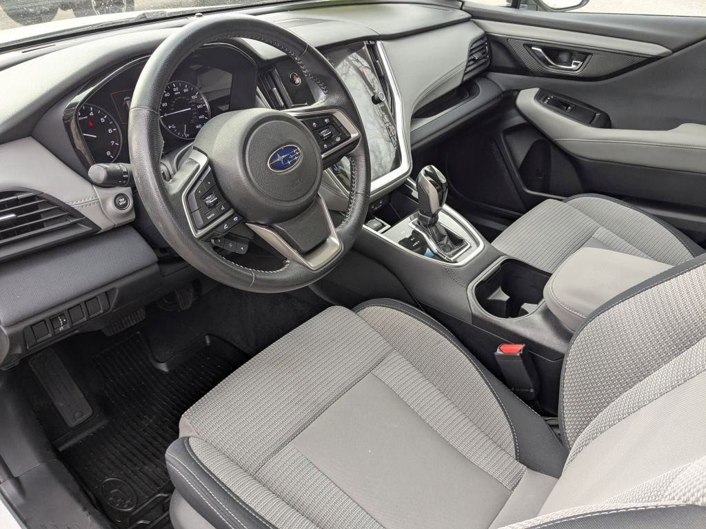 Used 2022 Subaru Outback Premium image 11