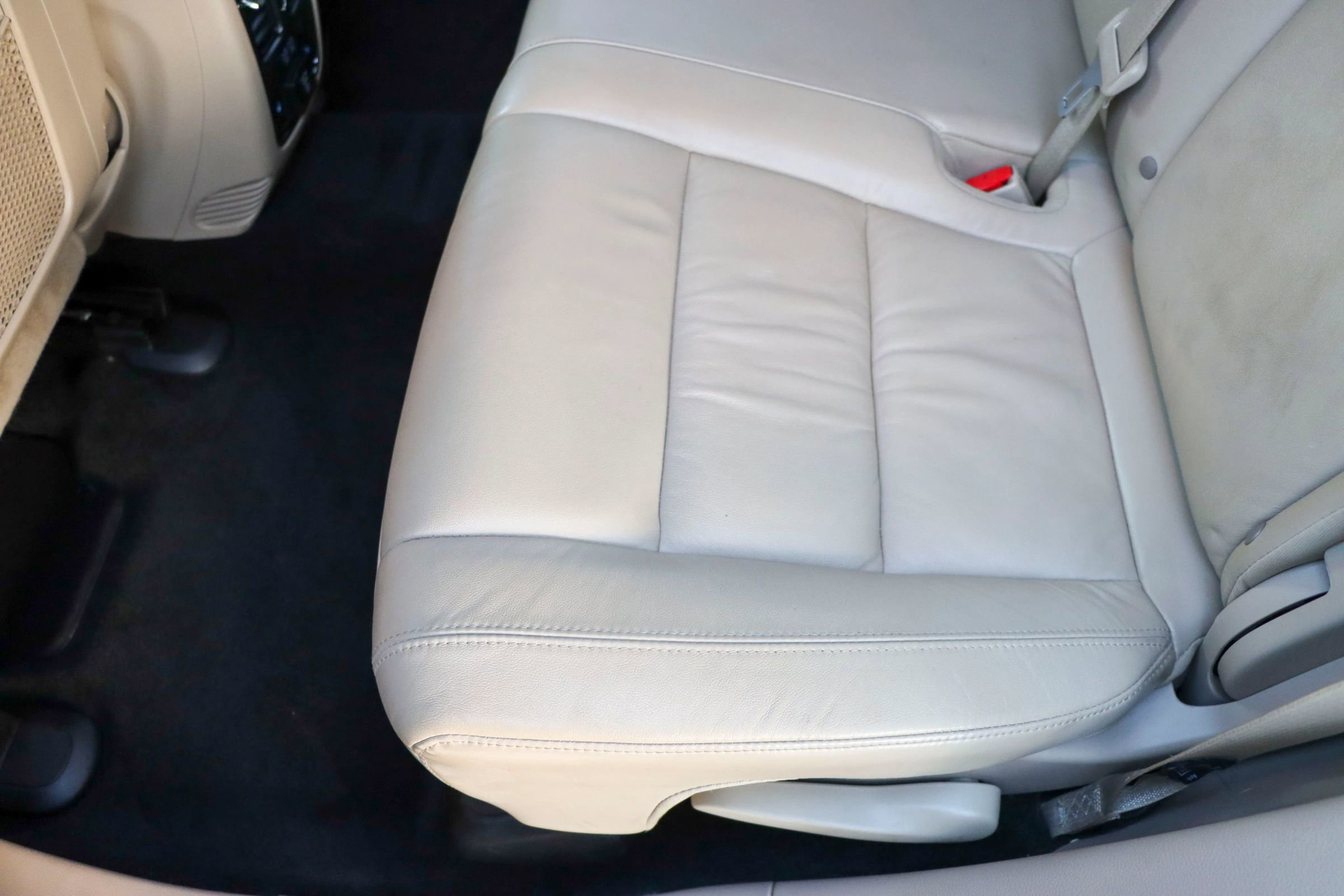 Used 2014 Jeep Grand Cherokee Limited image 17