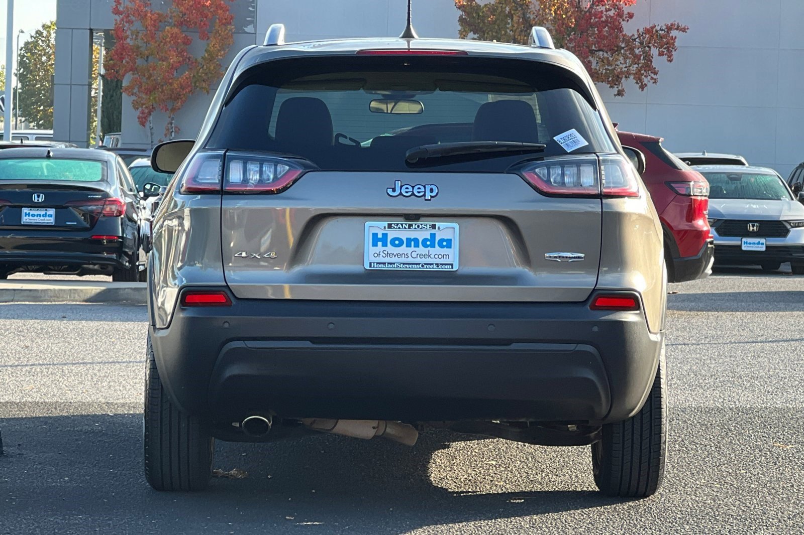 Used 2020 Jeep Cherokee Latitude image 9