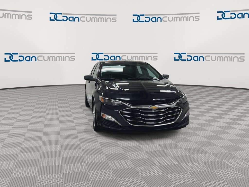 Used 2022 Chevrolet Malibu LS FWD image 3