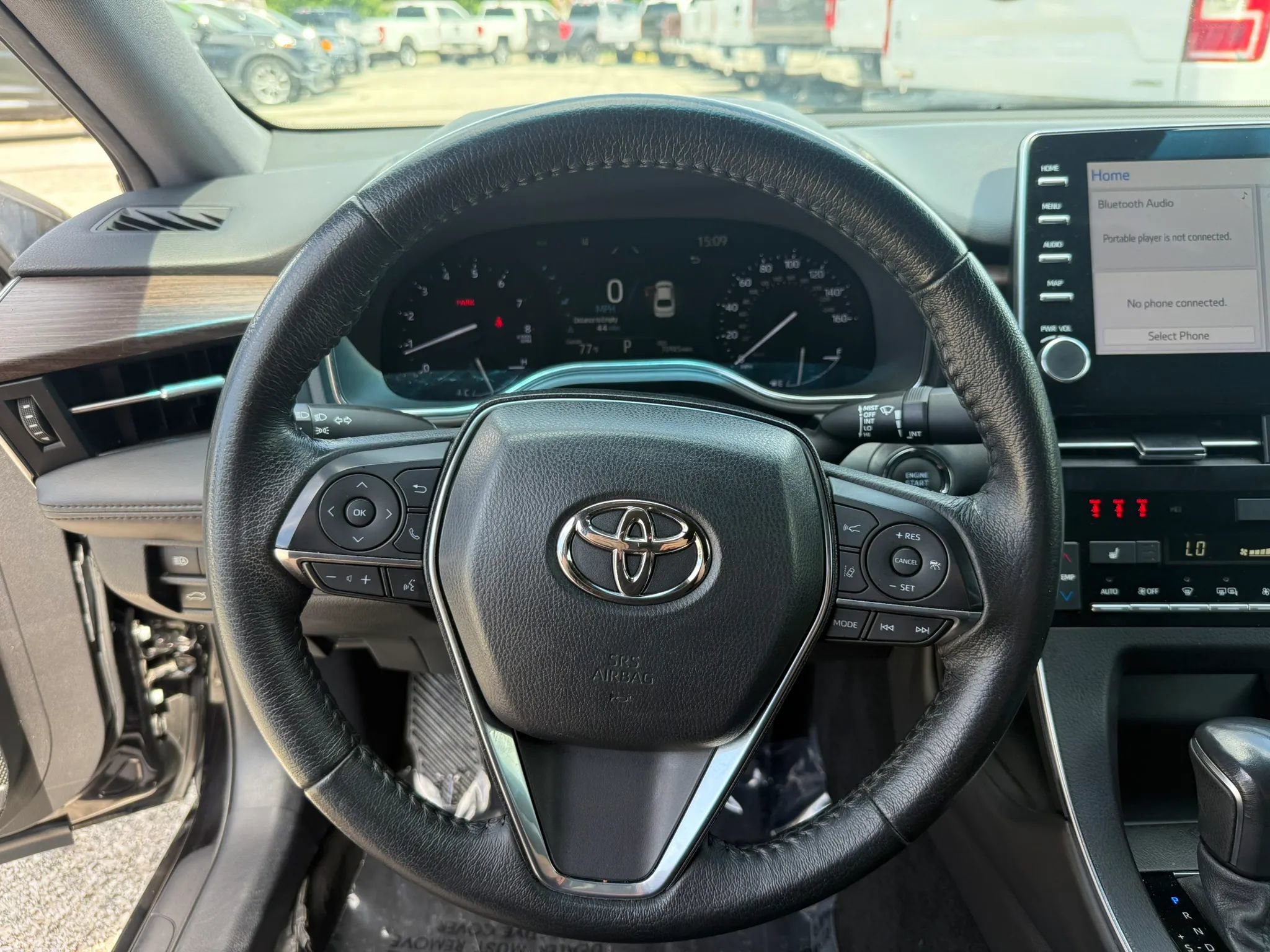 Used 2022 Toyota Avalon XLE FWD image 20