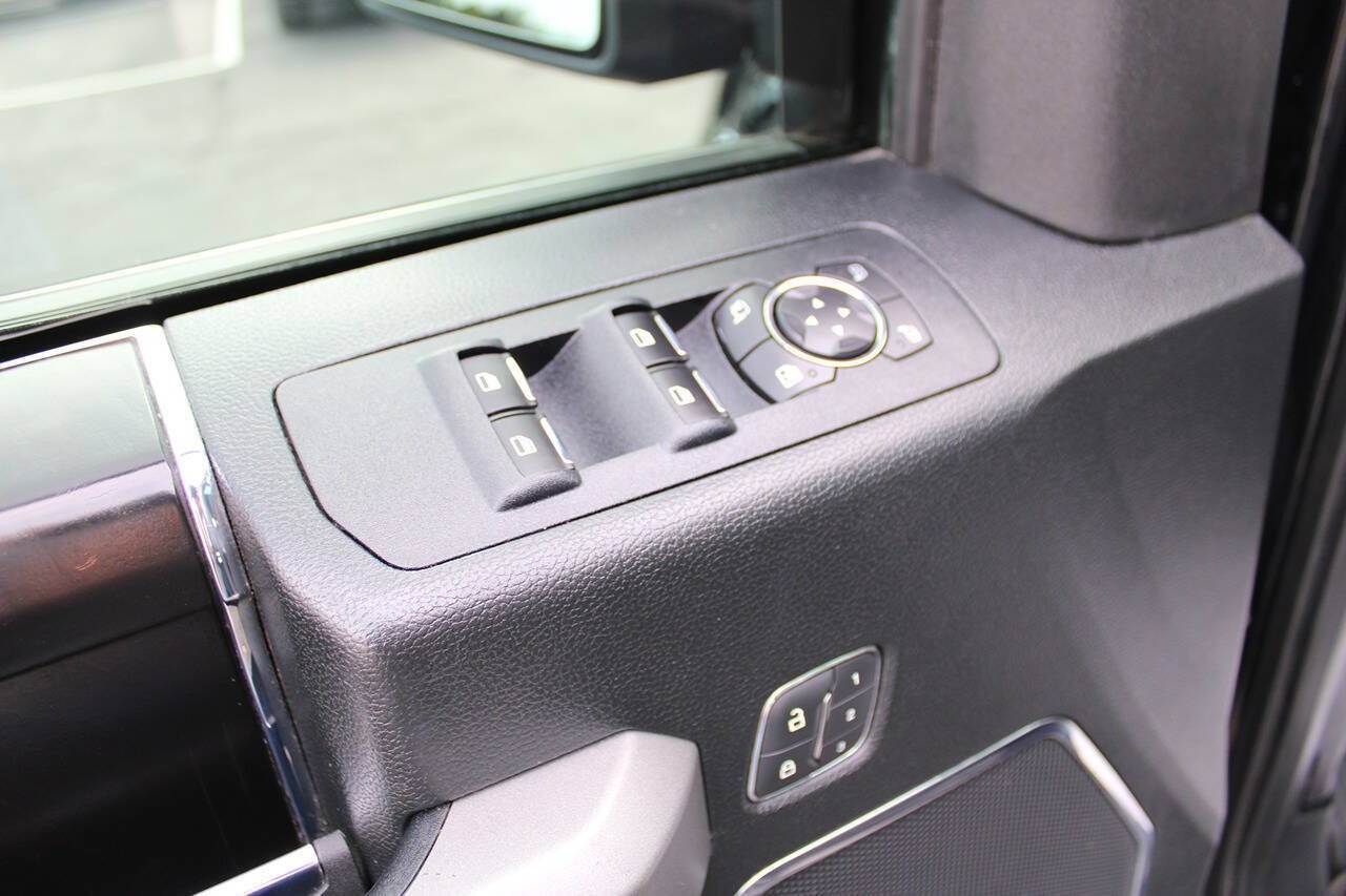 Used 2018 Ford F150 Platinum w/ Technology Package AWD/4WD image 22