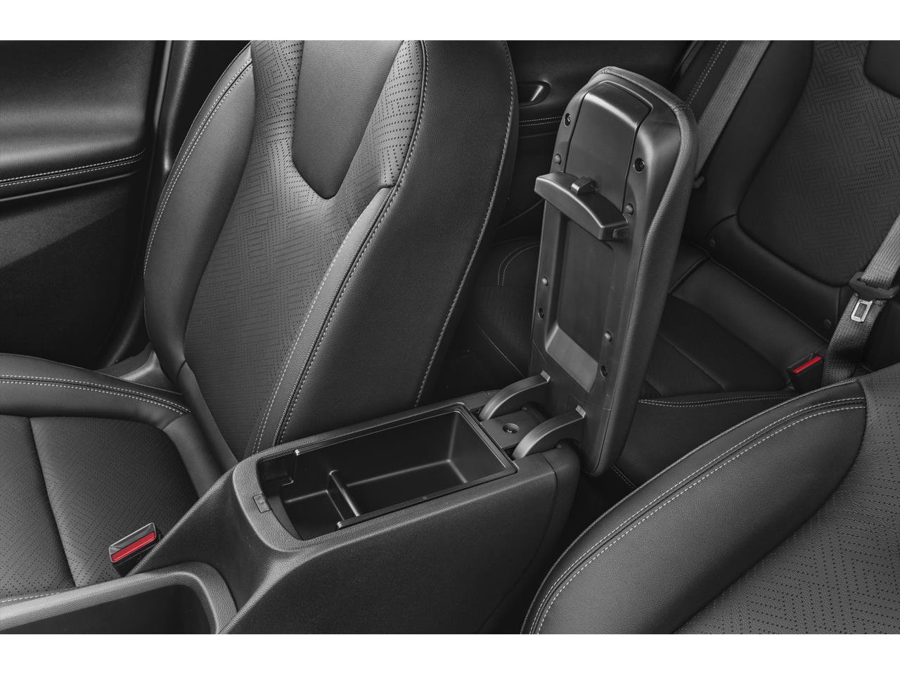 Used 2022 Buick Encore GX Essence w/ Experience Buick Package image 10