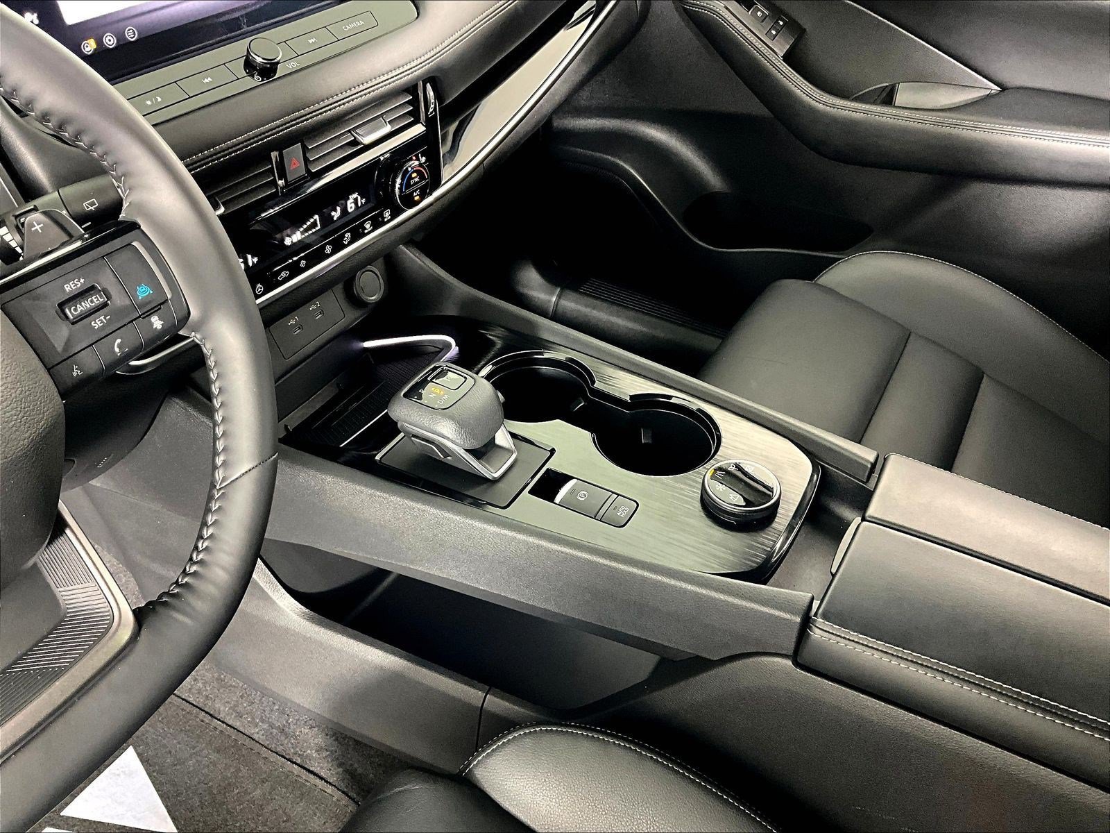 Certified 2025 Nissan Rogue SL AWD/4WD image 18