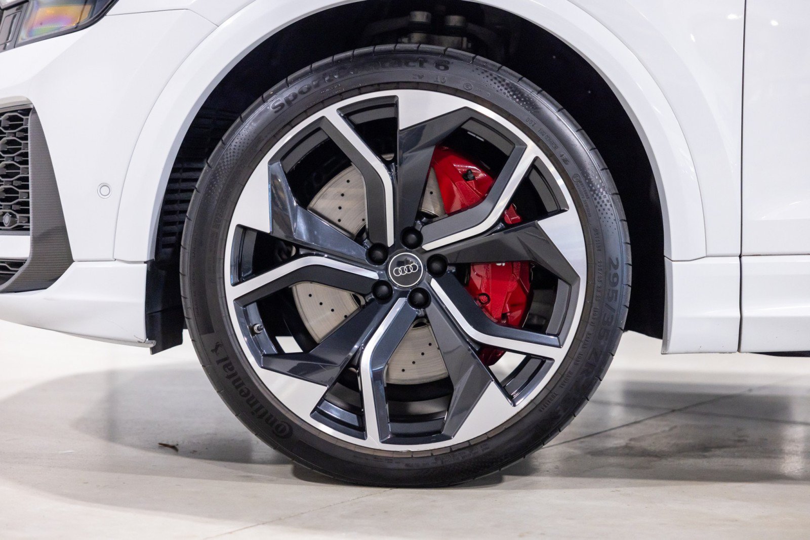 Used 2024 Audi RS Q8 AWD/4WD image 19