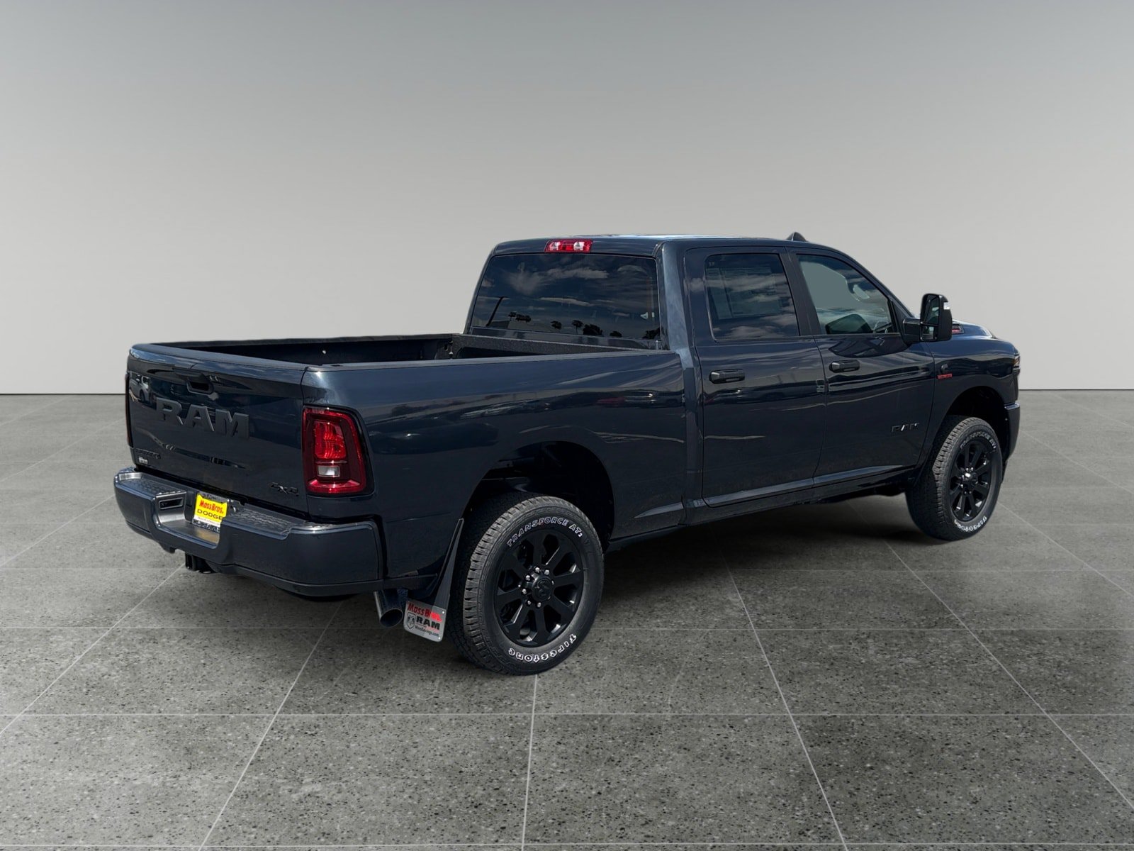 New 2026 RAM 2500 Big Horn AWD/4WD image 5