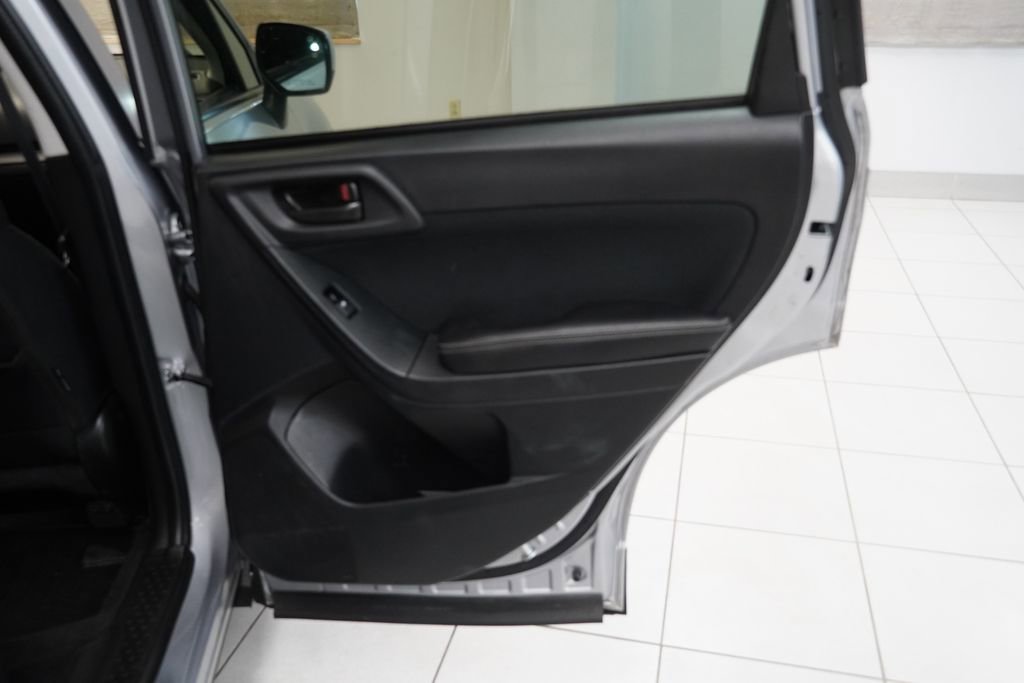 Used 2016 Subaru Forester 2.5i Premium w/ Popular Package #1 AWD/4WD image 25