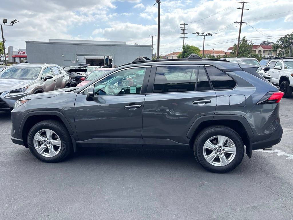 Used 2019 Toyota RAV4 XLE w/ Carpet Mat Package FWD image 7