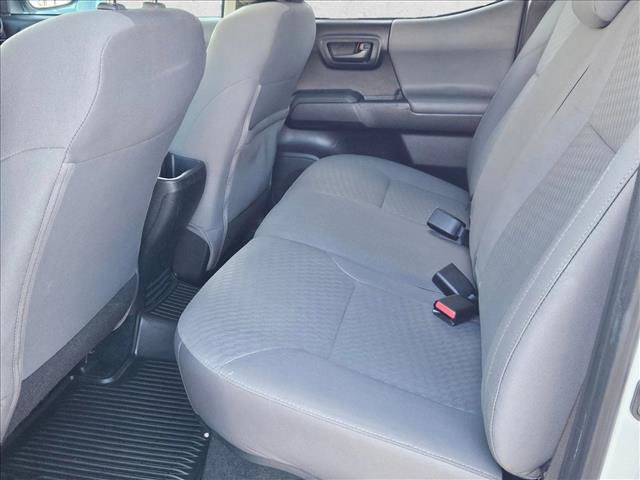 Used 2020 Toyota Tacoma SR w/ SR Convenience Package image 18