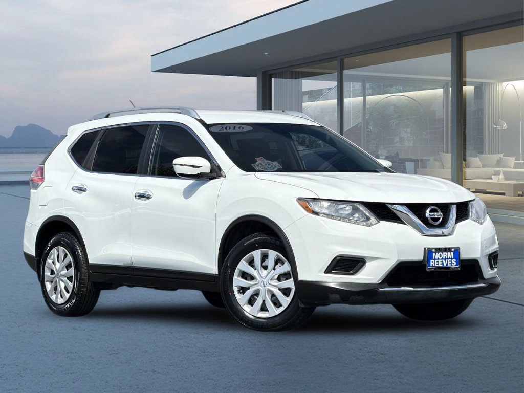 Used 2016 Nissan Rogue S w/ Appearance Package