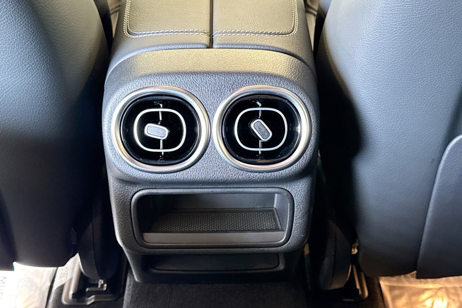 Certified 2025 Mercedes-Benz GLC 300 image 23