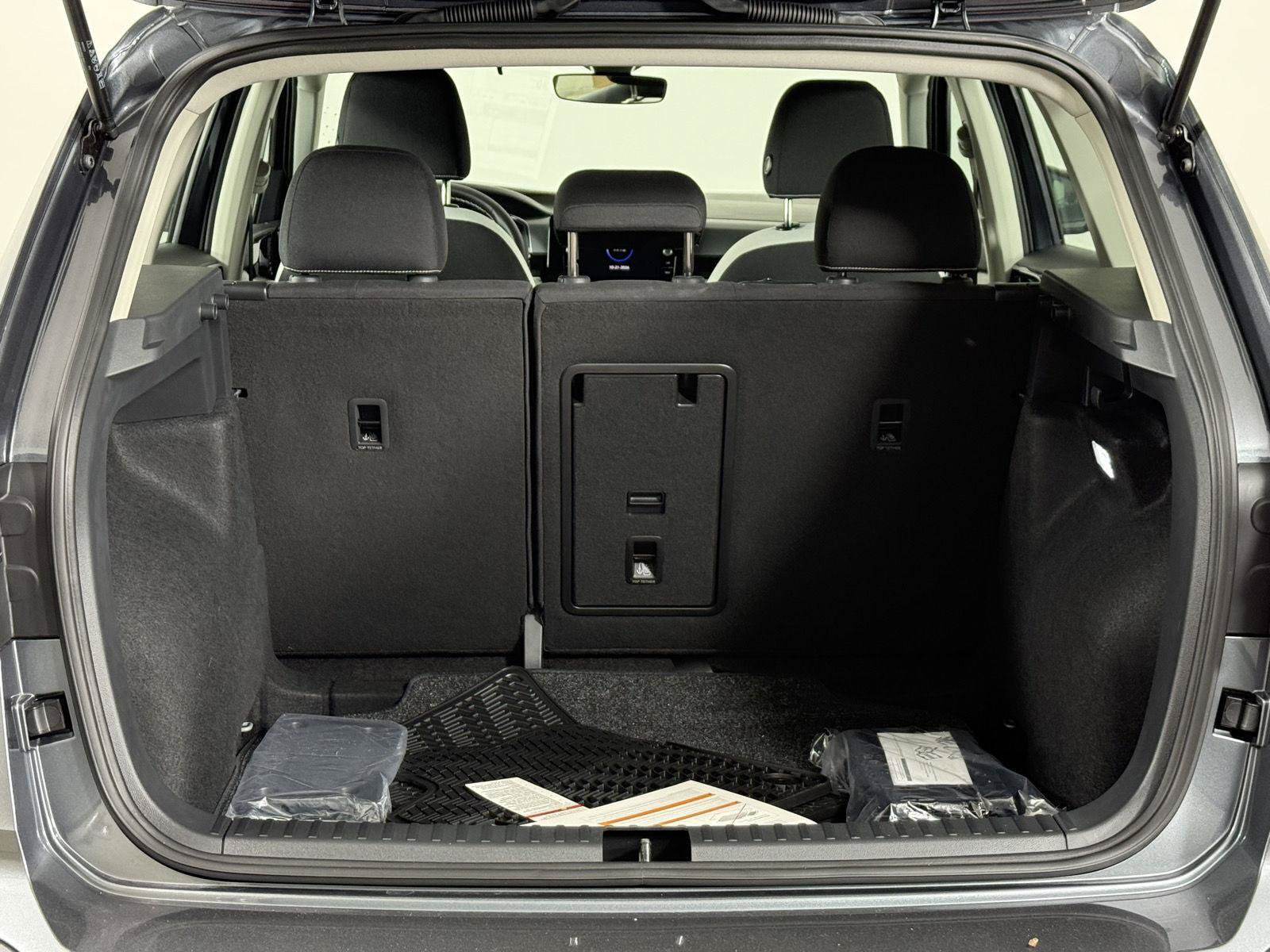 New 2027 Volkswagen Taos S FWD image 19