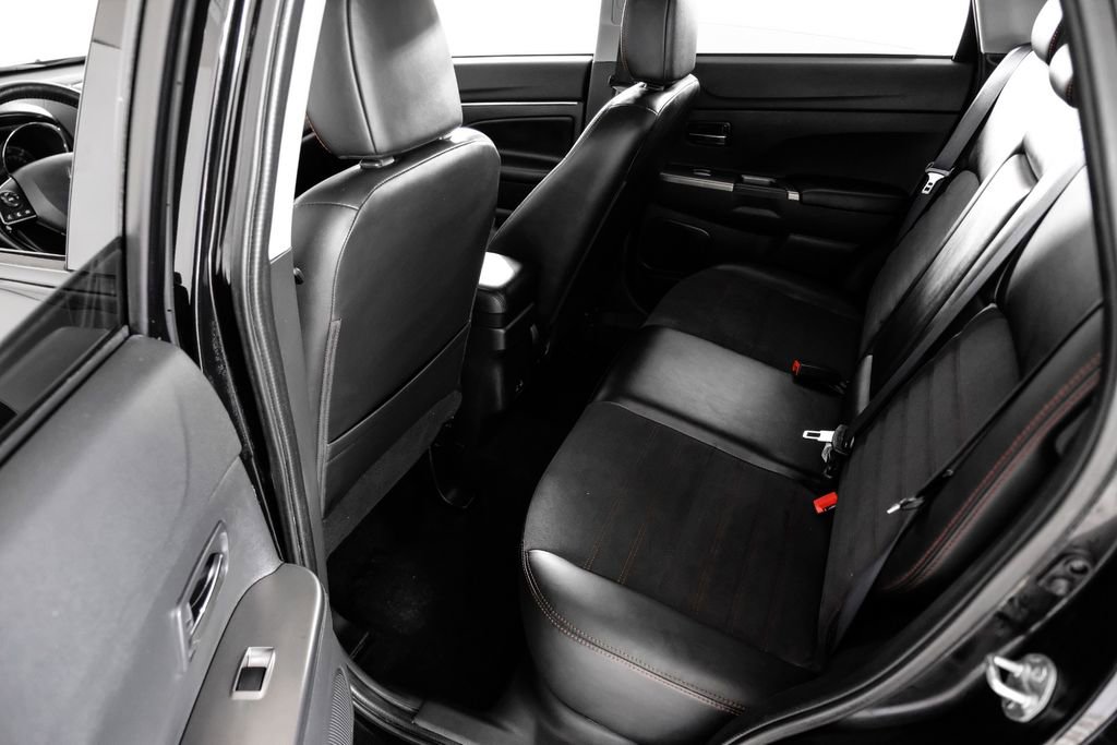 Used 2024 Mitsubishi Outlander Sport AWD image 38